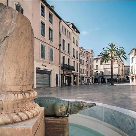 L'Historien - Avec Balcon Coeur De Nimes Apartman Kültér fotó